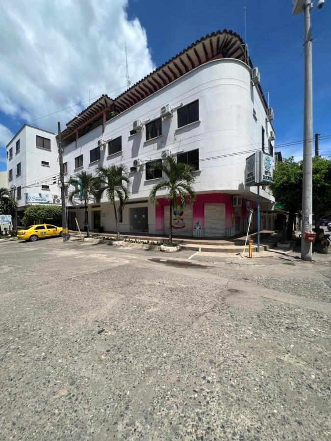 Hotel Caucasia 外观 照片